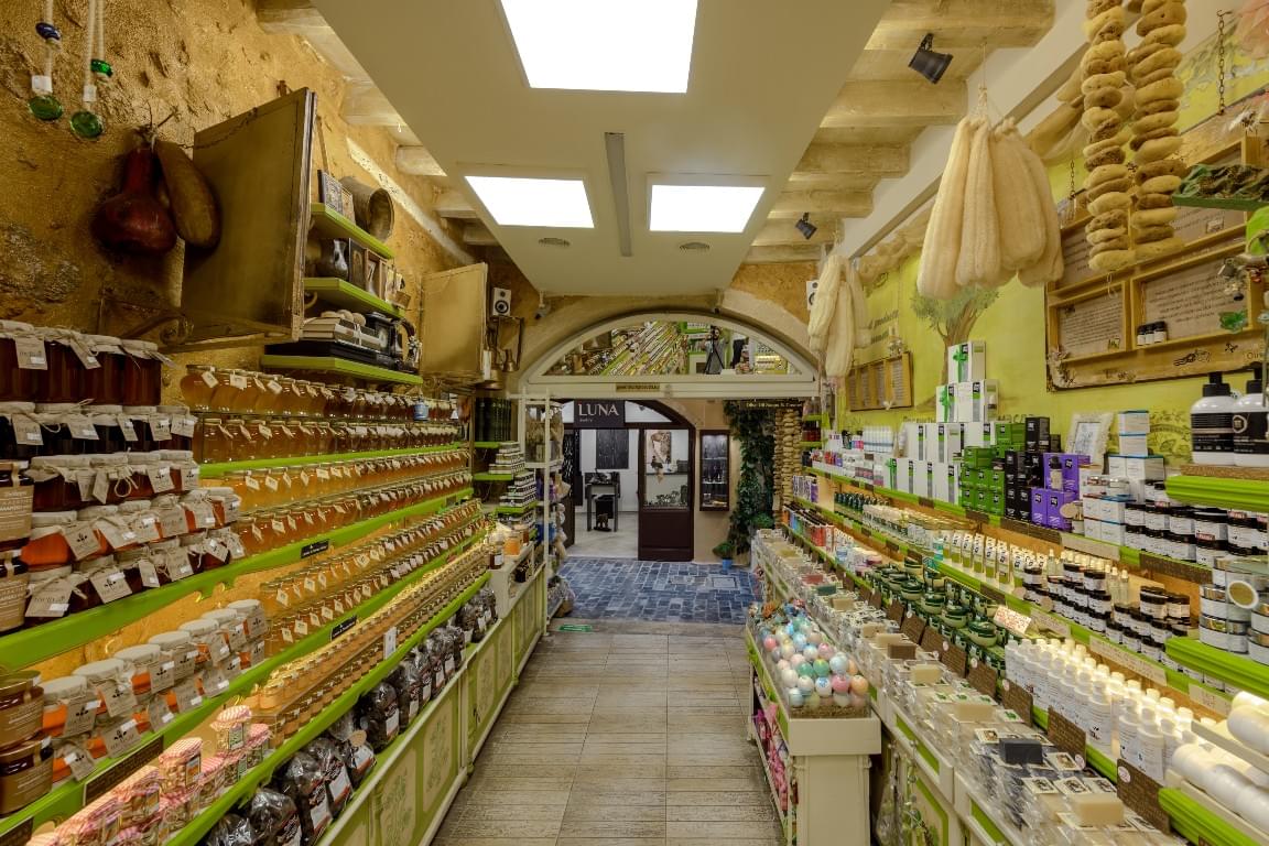 Greek-natural-products-shop-18